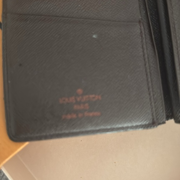 Louis Vuitton Damier long wallet - Picture 6 of 11